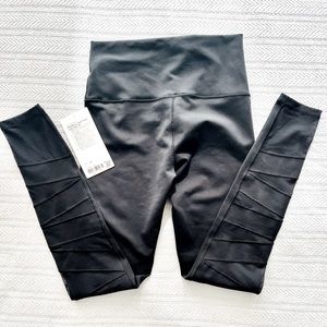 Ivivva by Lululemon Black Girls Leggings with Mesh Panels - Size 14